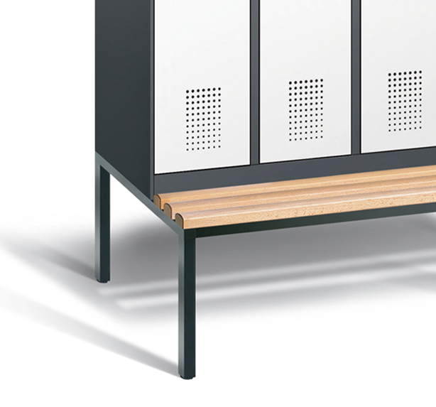 Spind Kombinationsschränke S3000 Evolo mit Sitzbankuntergestell - 3 Abteile und 4 Fächer 400mm Abteilbreite